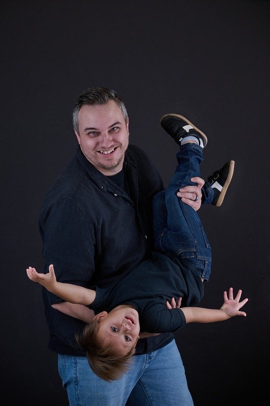 Dustin Kain portrait